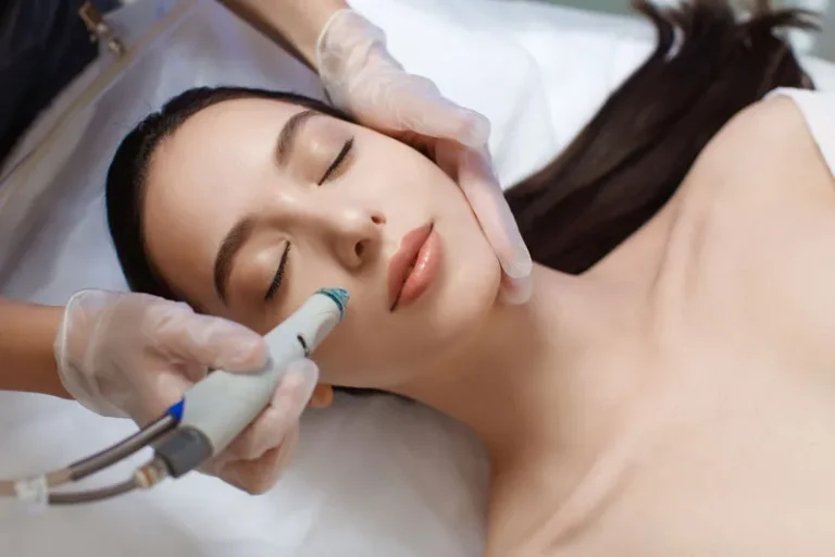 Hydrafacial: What It Is, Real Benefits
